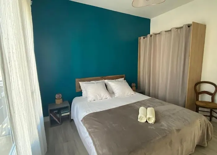 Tilla 110 M2, Terrasse Babyfoot Flechettes Arcachon